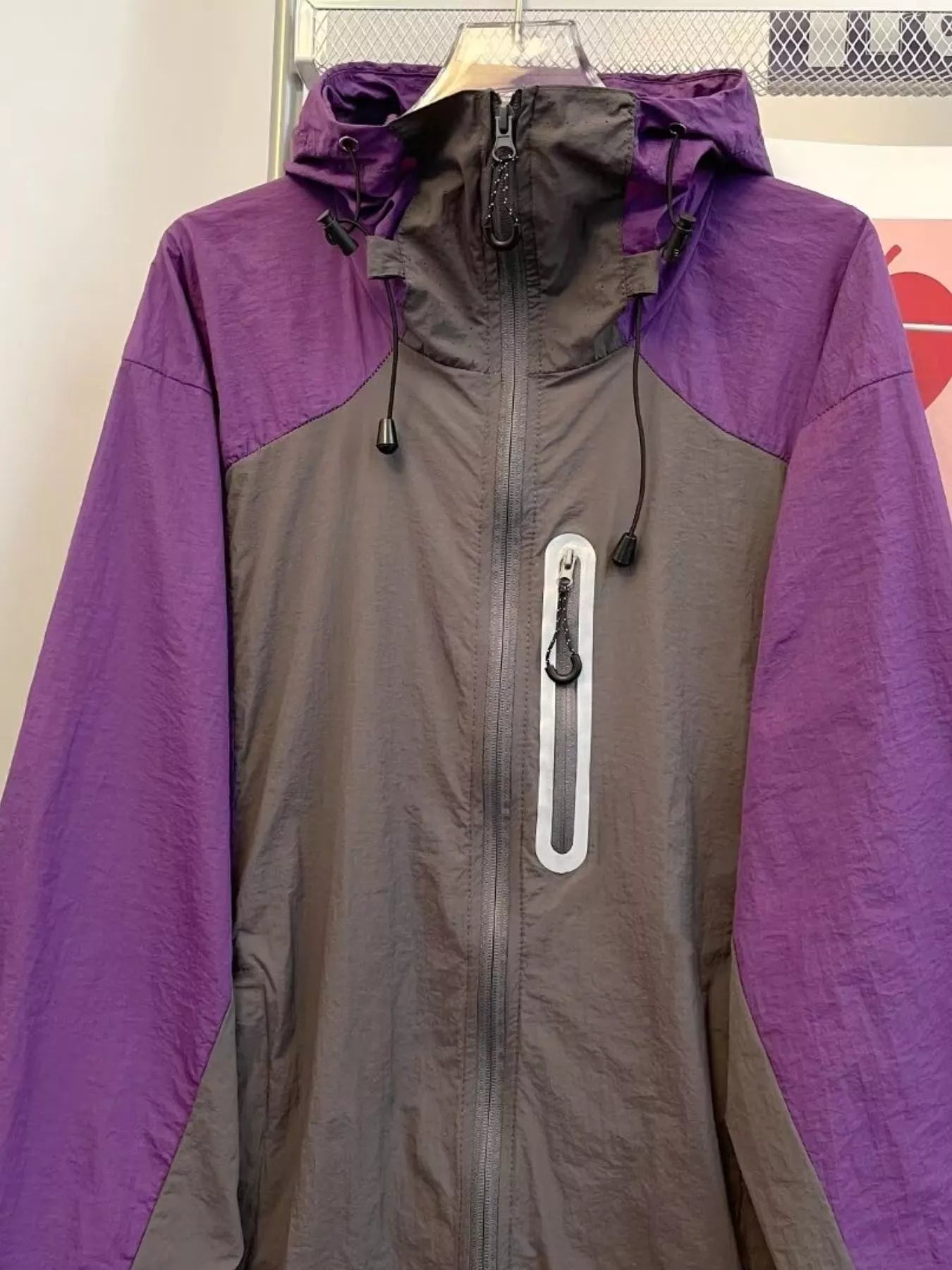 Men's Color Block Windproof Hooded Jacket - Image 2