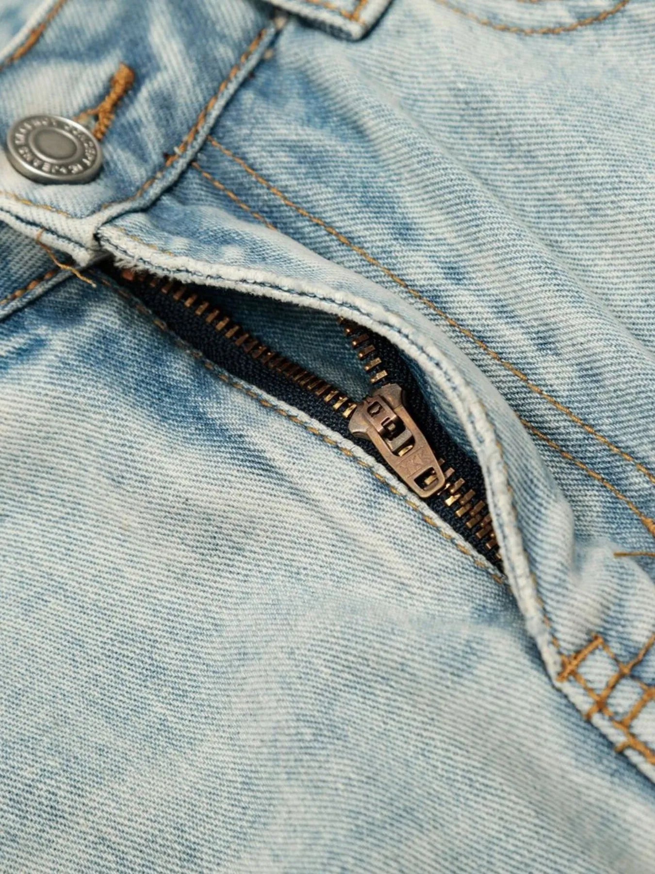 Men's Wash Wide Leg Denim Shorts - Image 10